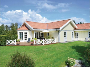 Holiday home Engvangen N-587